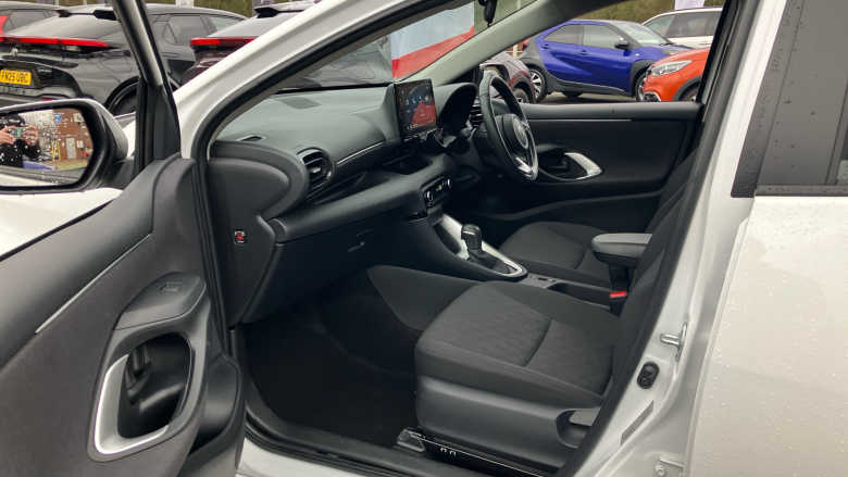 Toyota Yaris 1.5 Hybrid Icon 5dr CVT Hybrid Hatchback